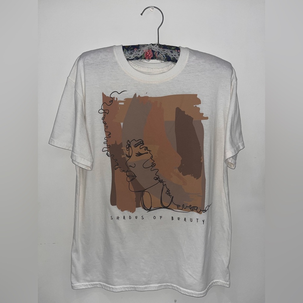 Modern Lux Abstract Graphic tee